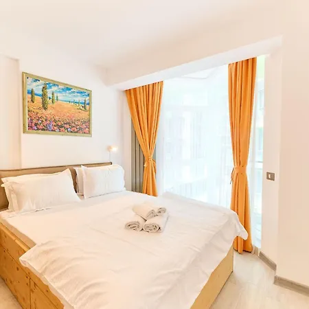 Blacksearama Apartment- Spa, Pools And Parking דירה *