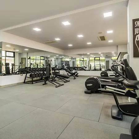 Blacksearama Apartment- Spa, Pools And Parking דירה מאמאיה