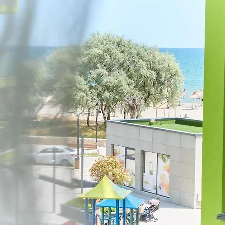 Blacksearama Apartment- Spa, Pools And Parking דירה *