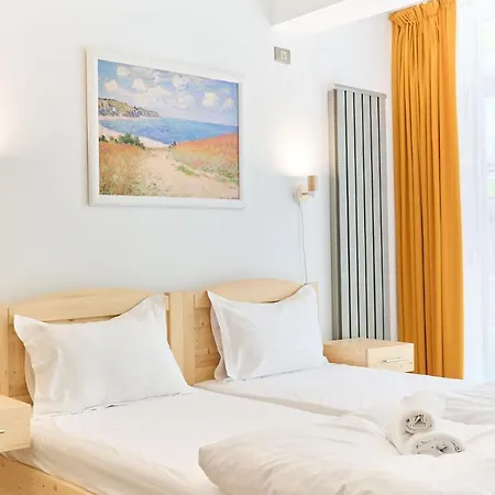 Blacksearama Apartment- Spa, Pools And Parking מאמאיה